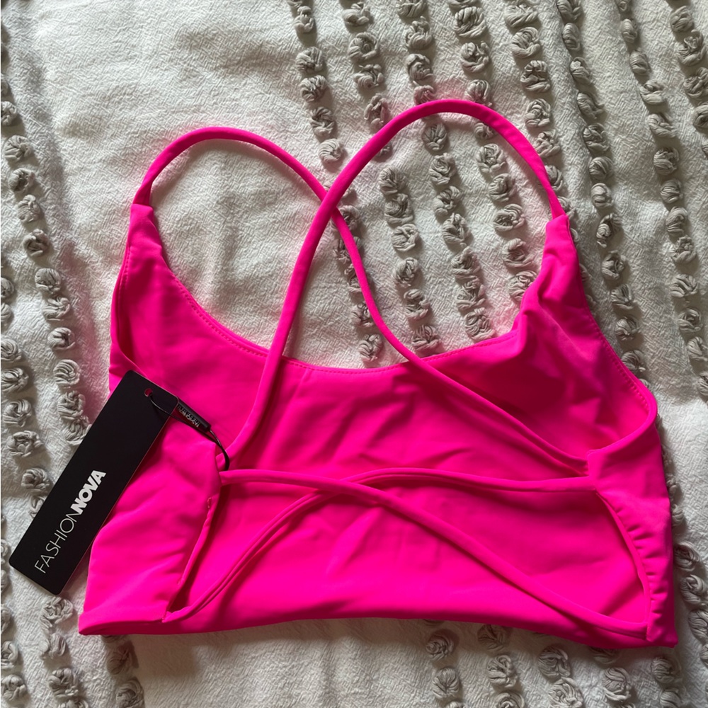 Fashion Nova | NWT Hot Pink Veronica Cross Back Sports Bra Lo Support | Sz Small